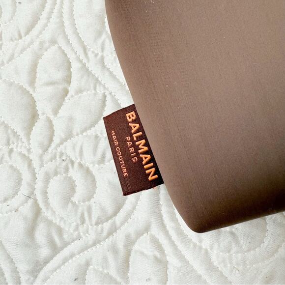 Balmain Limited Edition Makeup Travel Bag - Picture 4 of 6